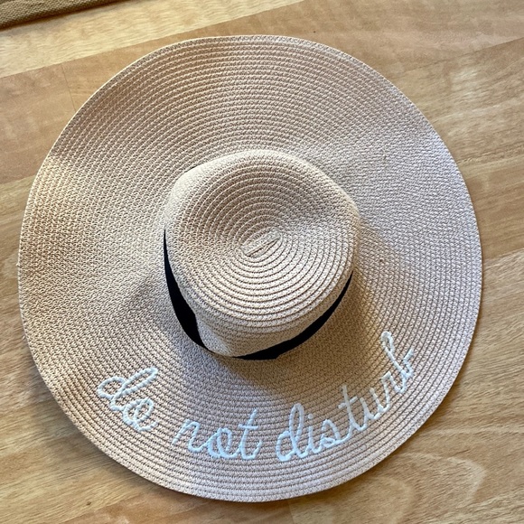 ‘Do Not Disturb Beach’ Floppy Beach/Sun Hat - Picture 8 of 10